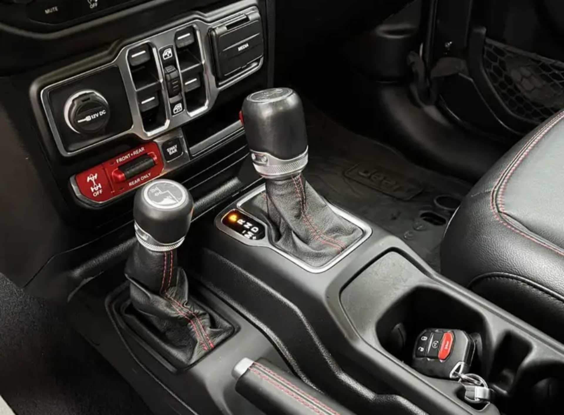 Jeep Wrangler  - 3