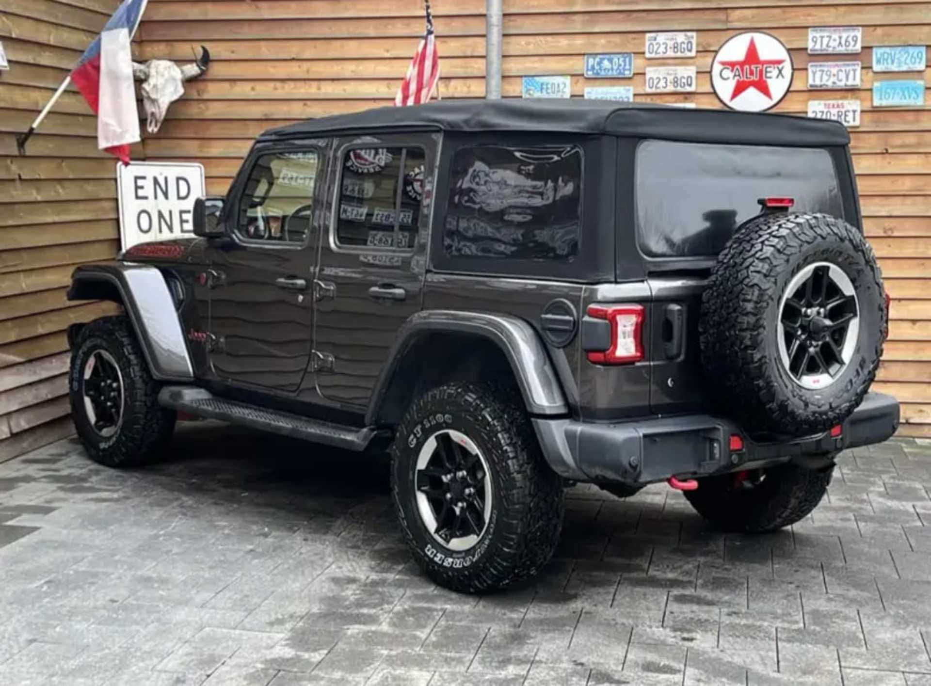 Jeep Wrangler  - 8