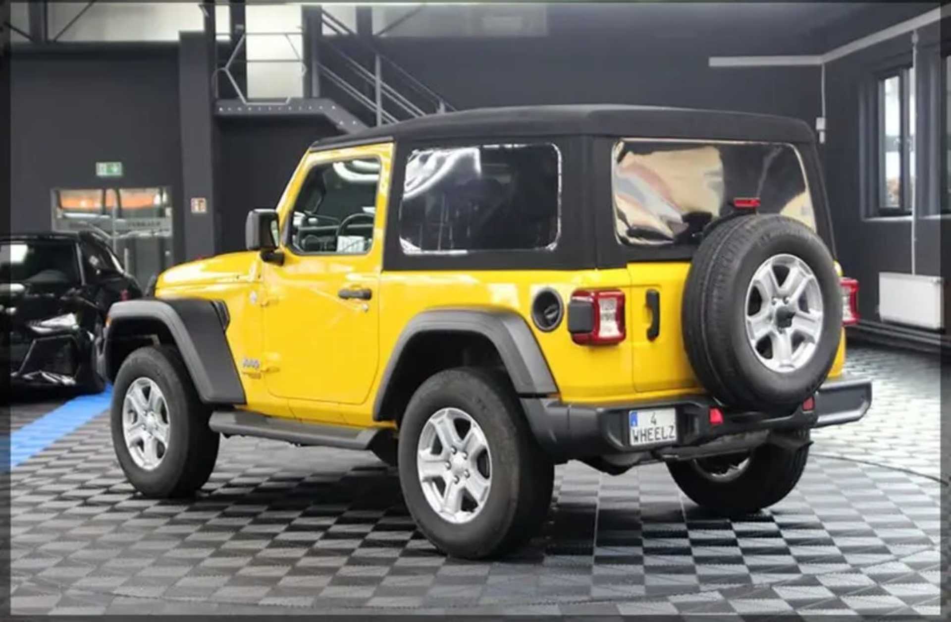 Jeep Wrangler  - 9