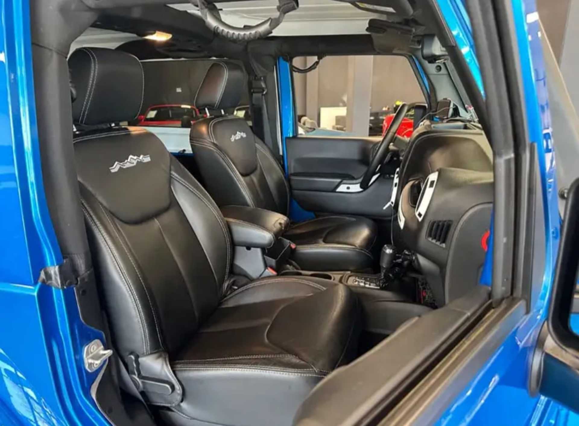 Jeep Wrangler  - 3