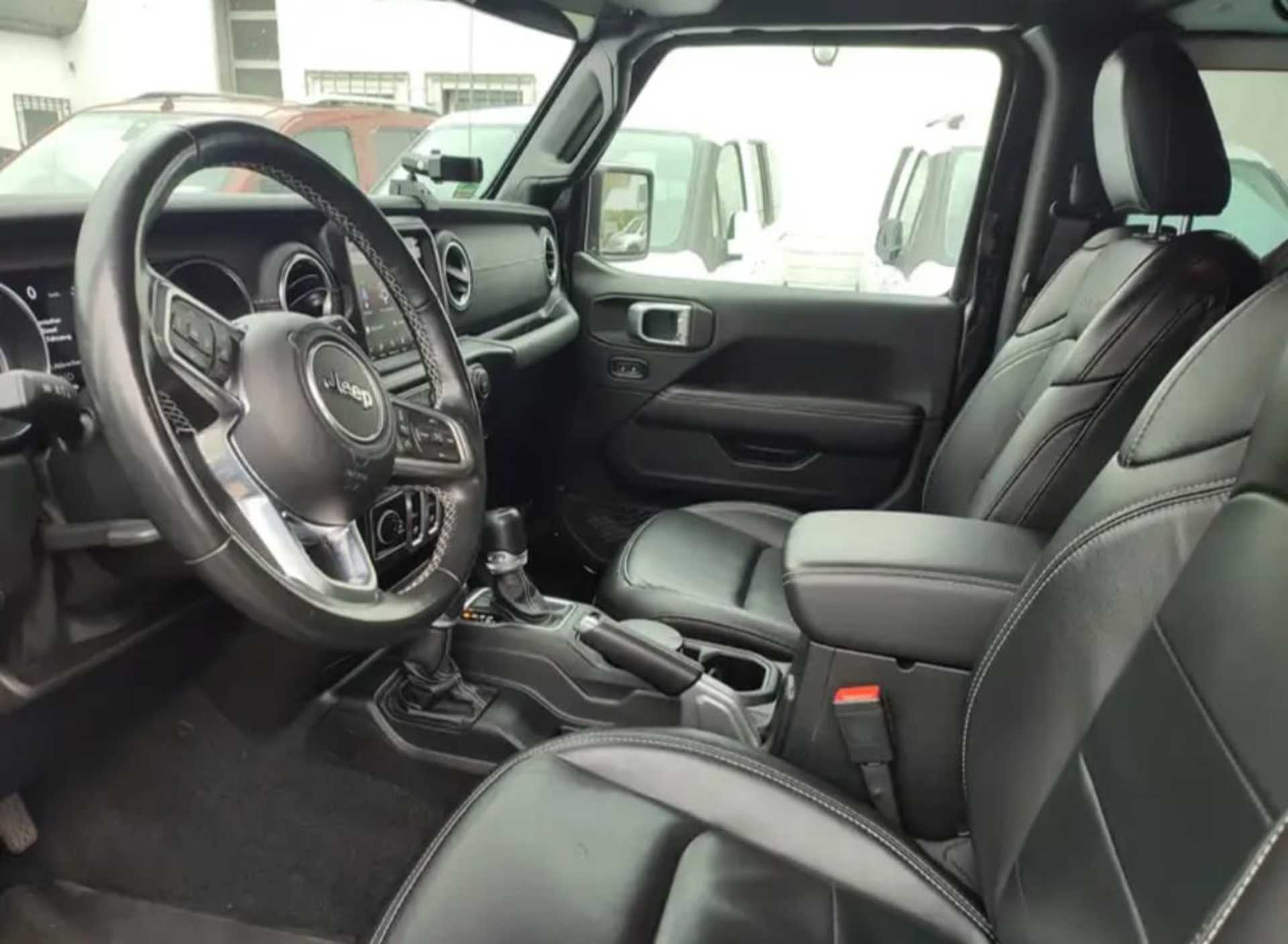 Jeep Wrangler  2.0 T GD-i - 2