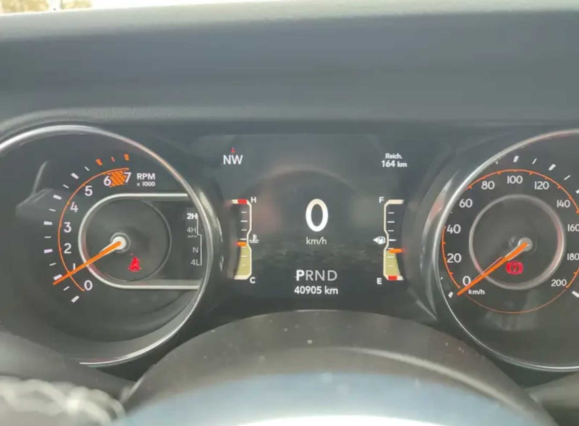 Jeep Wrangler  2.0 T GD-i - 3