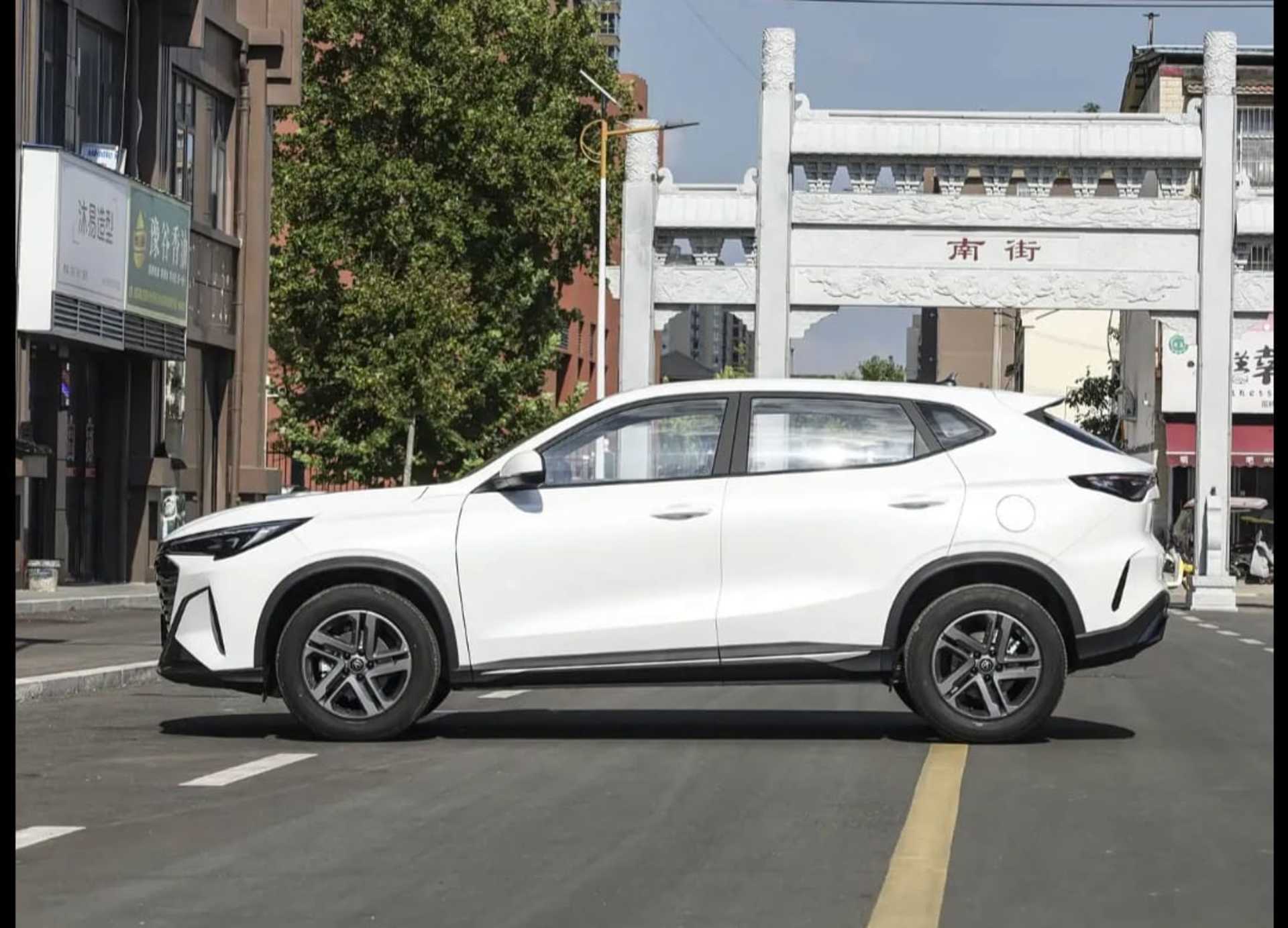 CHANGAN X5 Plus - 1