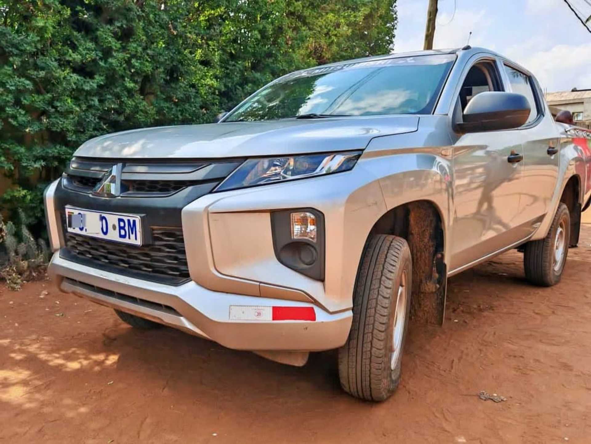 Mitsubishi L200 - 1