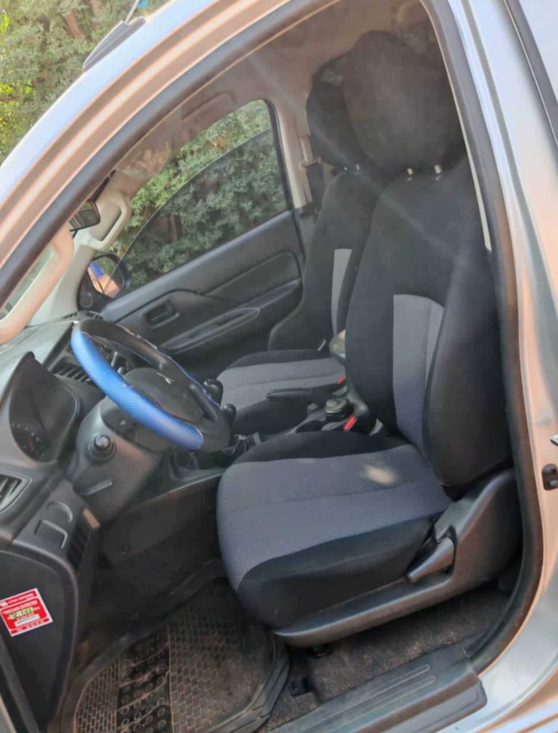 Mitsubishi L200 - 2
