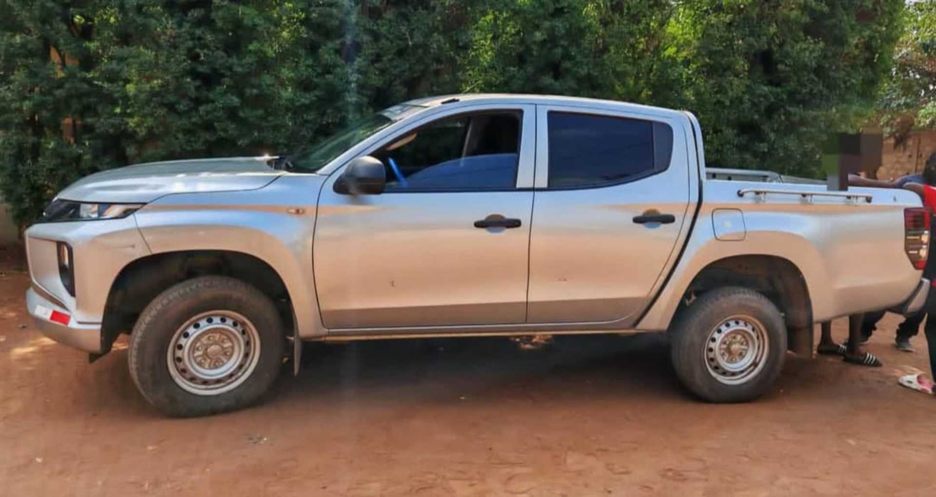Mitsubishi L200 - 4
