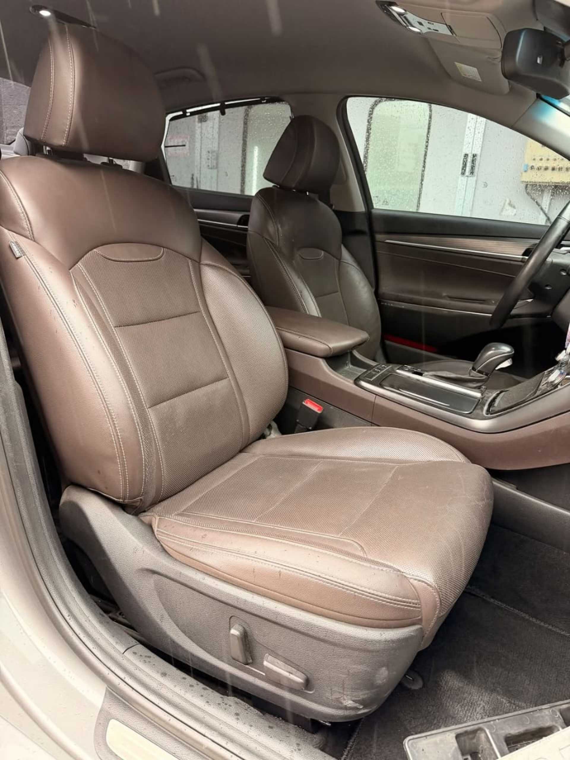 Hyundai AVANTE - 4