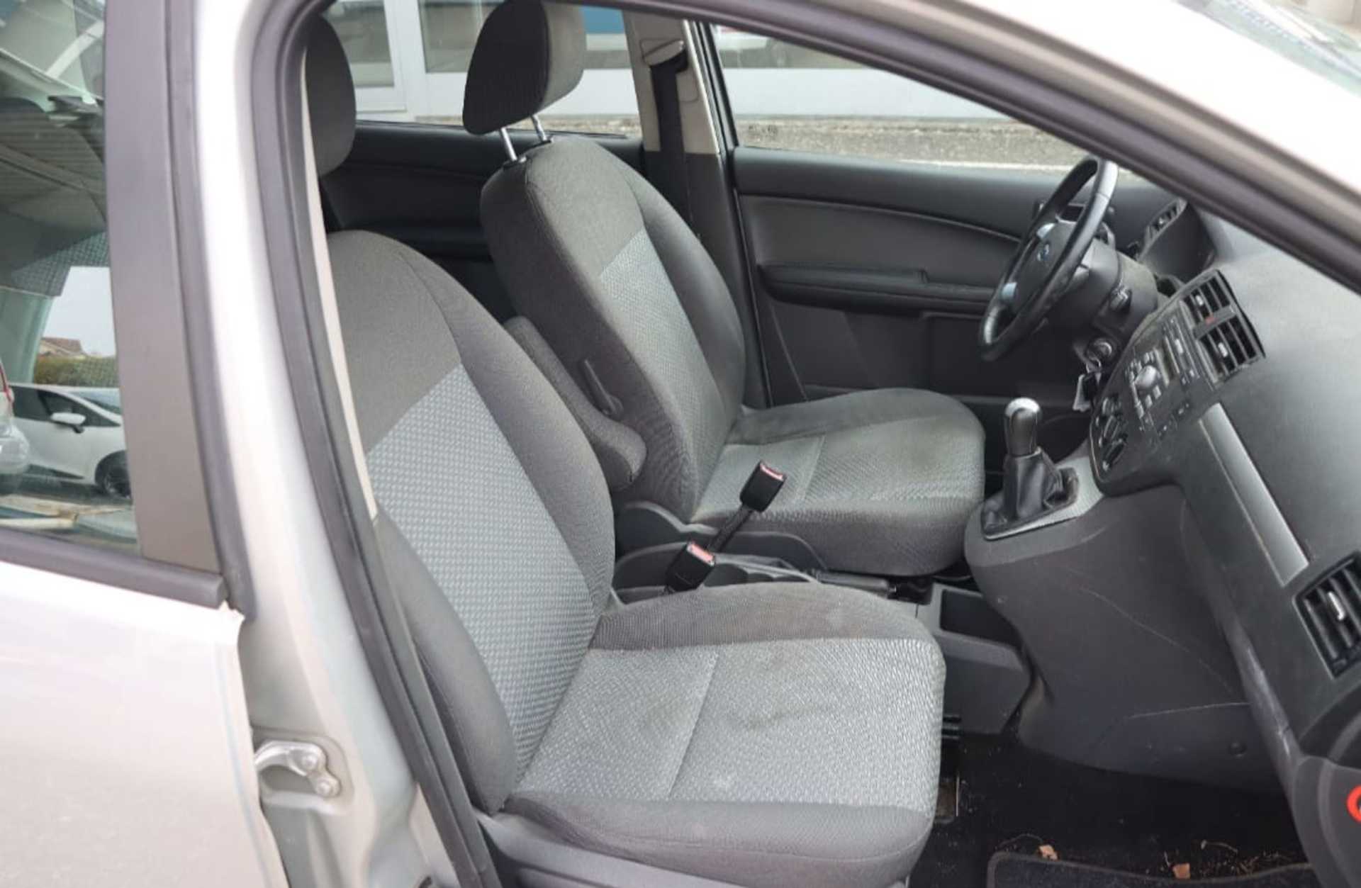 Ford C-Max - 4