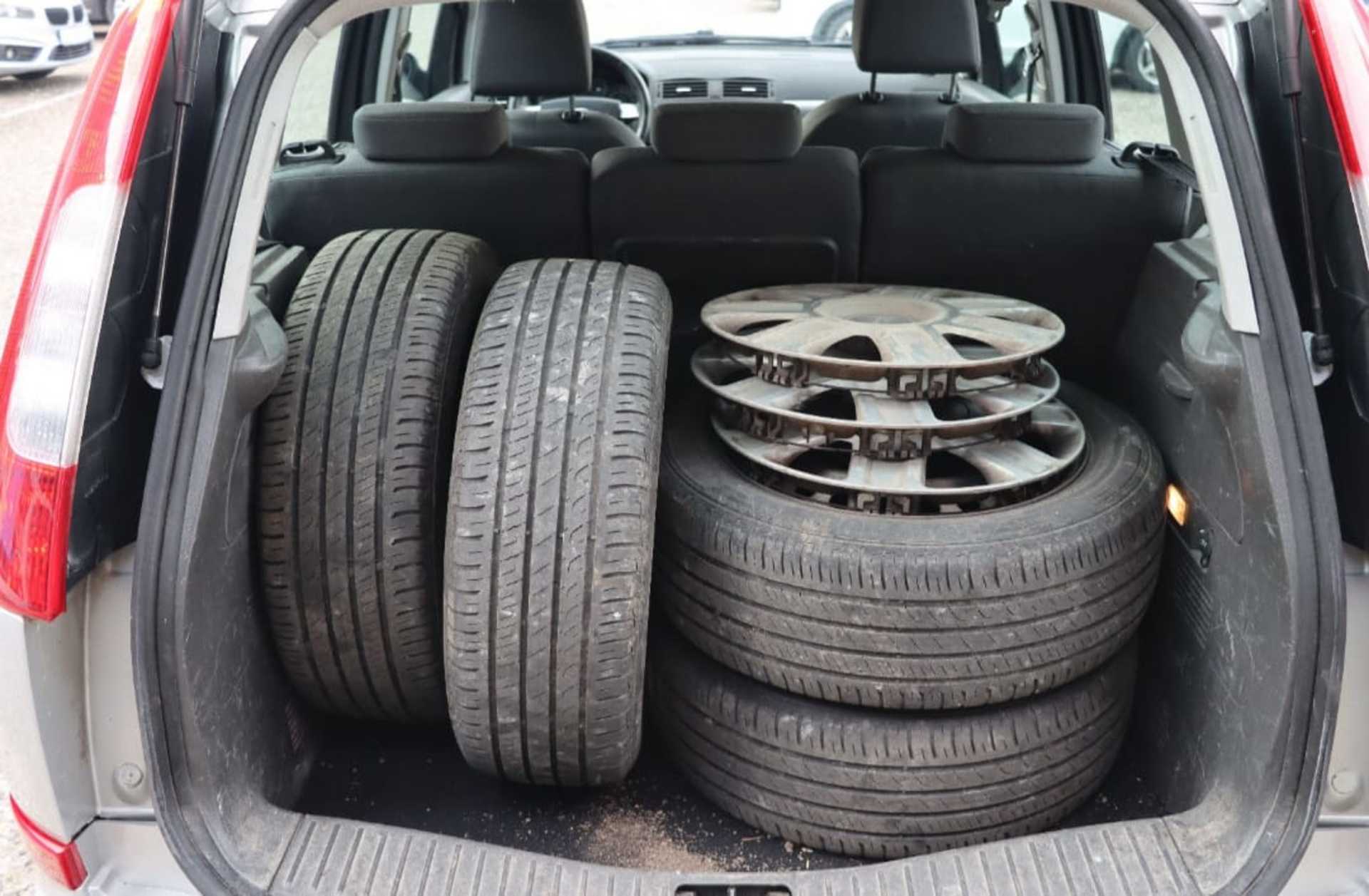 Ford C-Max - 6