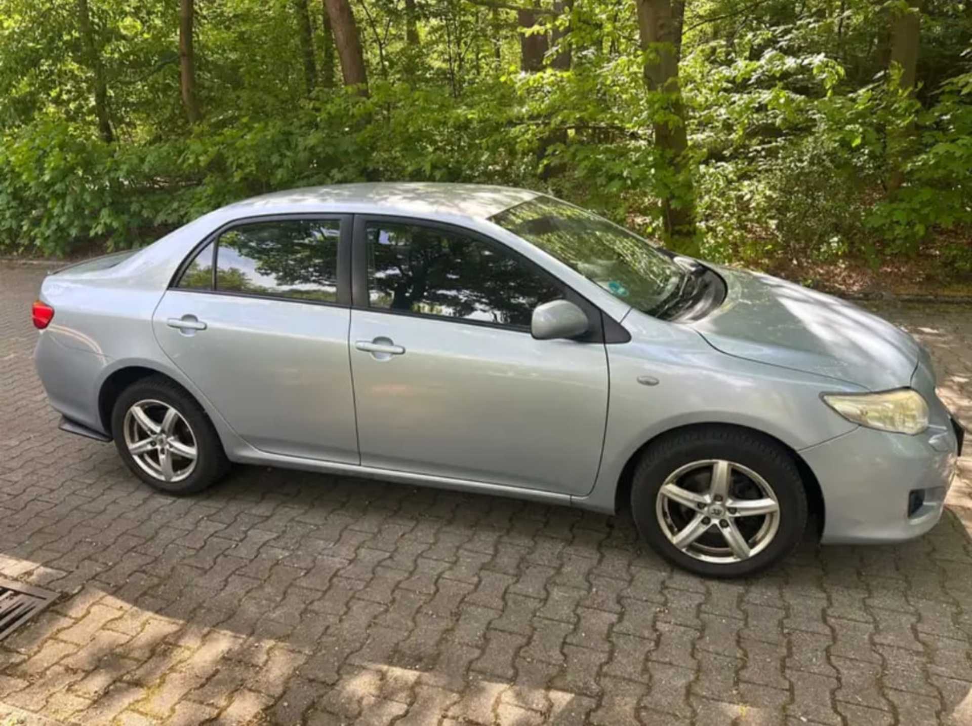 Toyota Corolla - 8