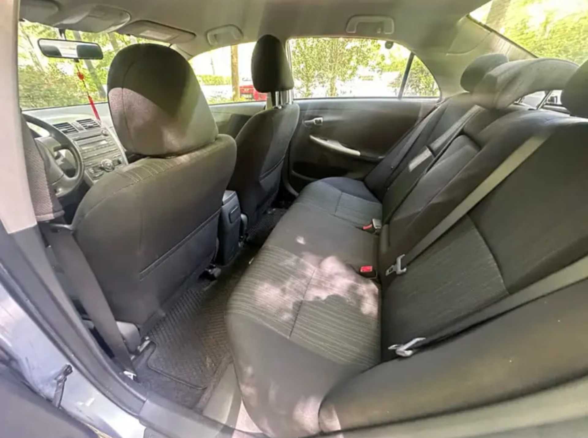 Toyota Corolla - 5