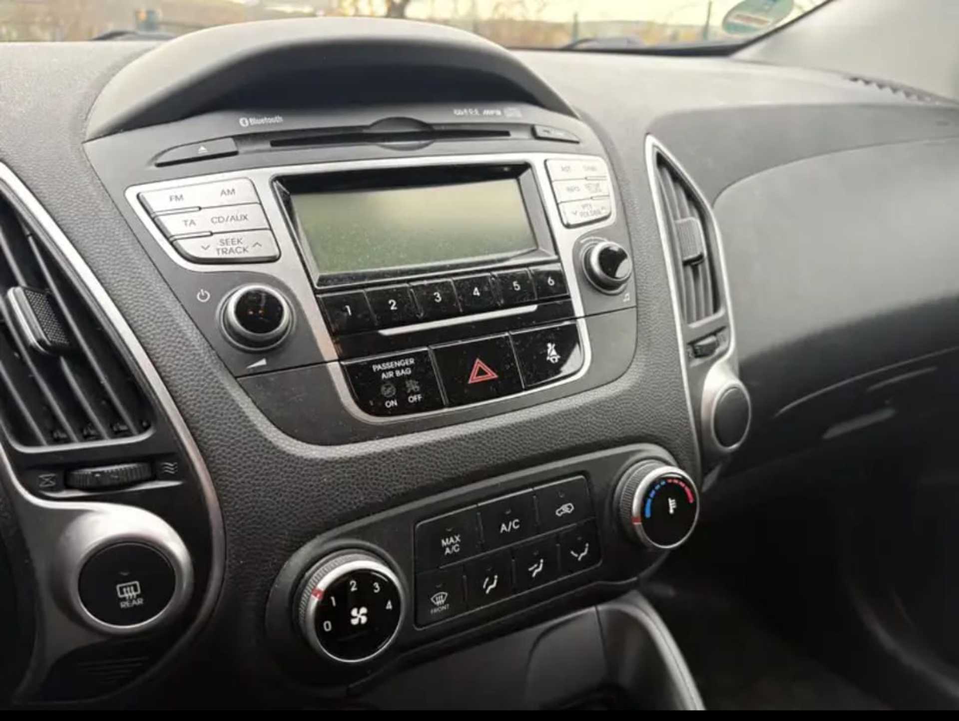 Hyundai  ix35 - 3