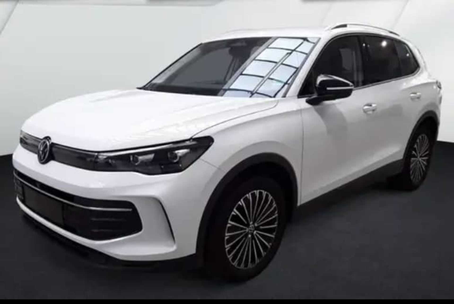 Volkswagen Tiguan  1.5 ETSI  - 1