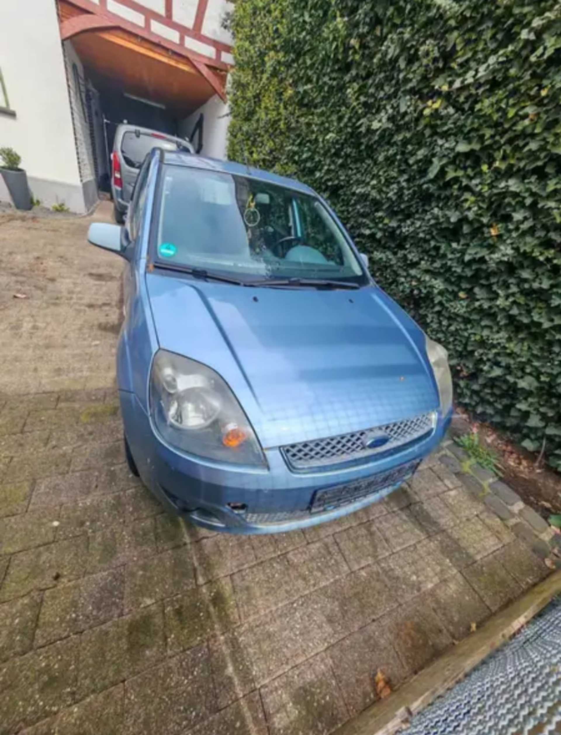 Ford Fiesta 1.4 Ambiente - 3