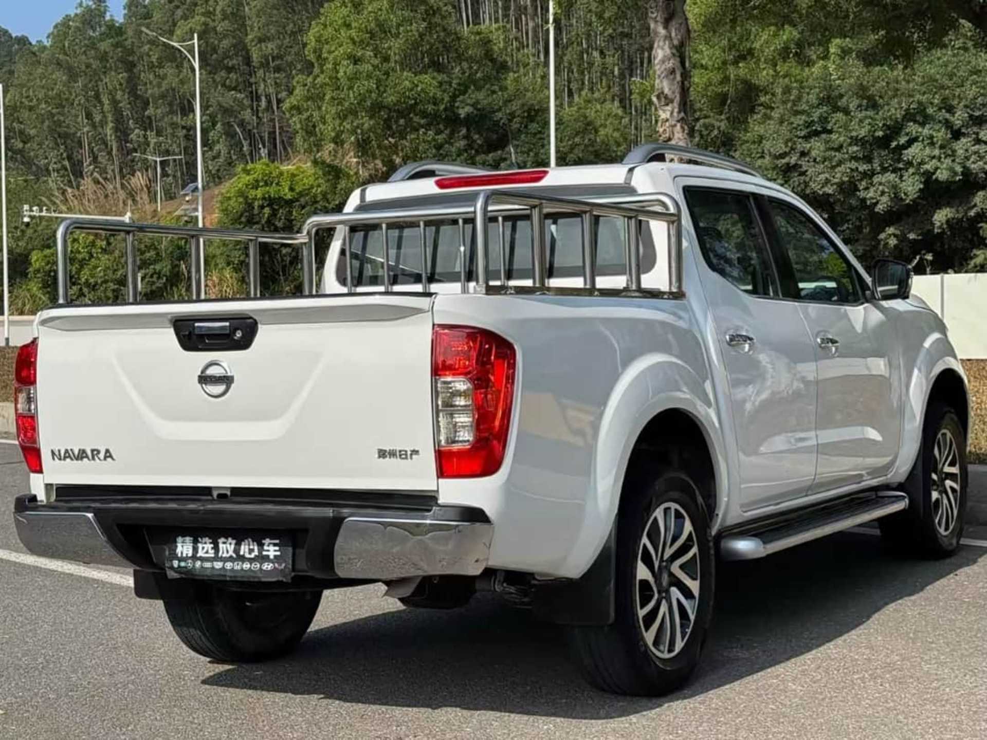 Nissan Navara - 10