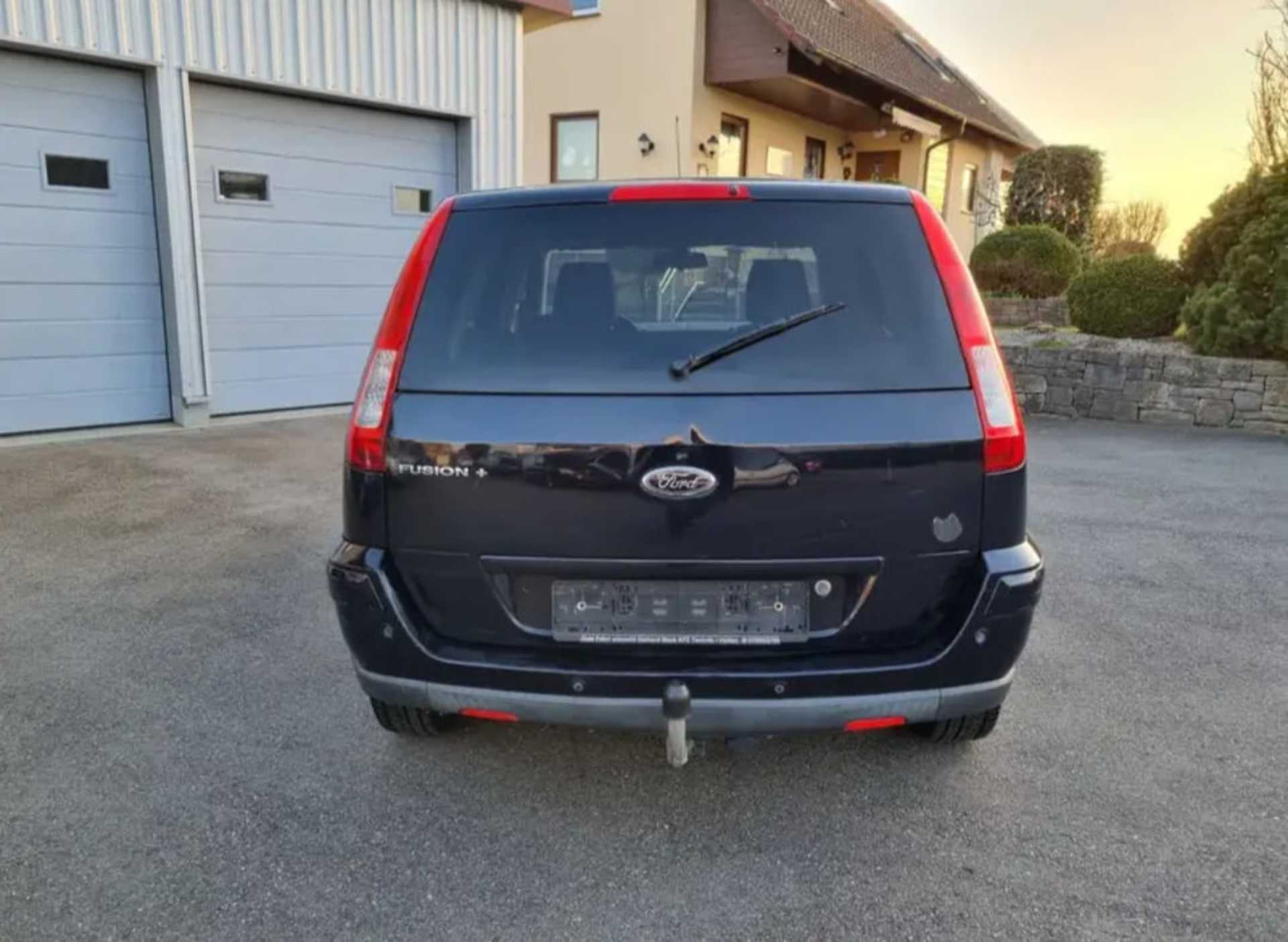 Ford Fusion 1.6 1Hand  - 8