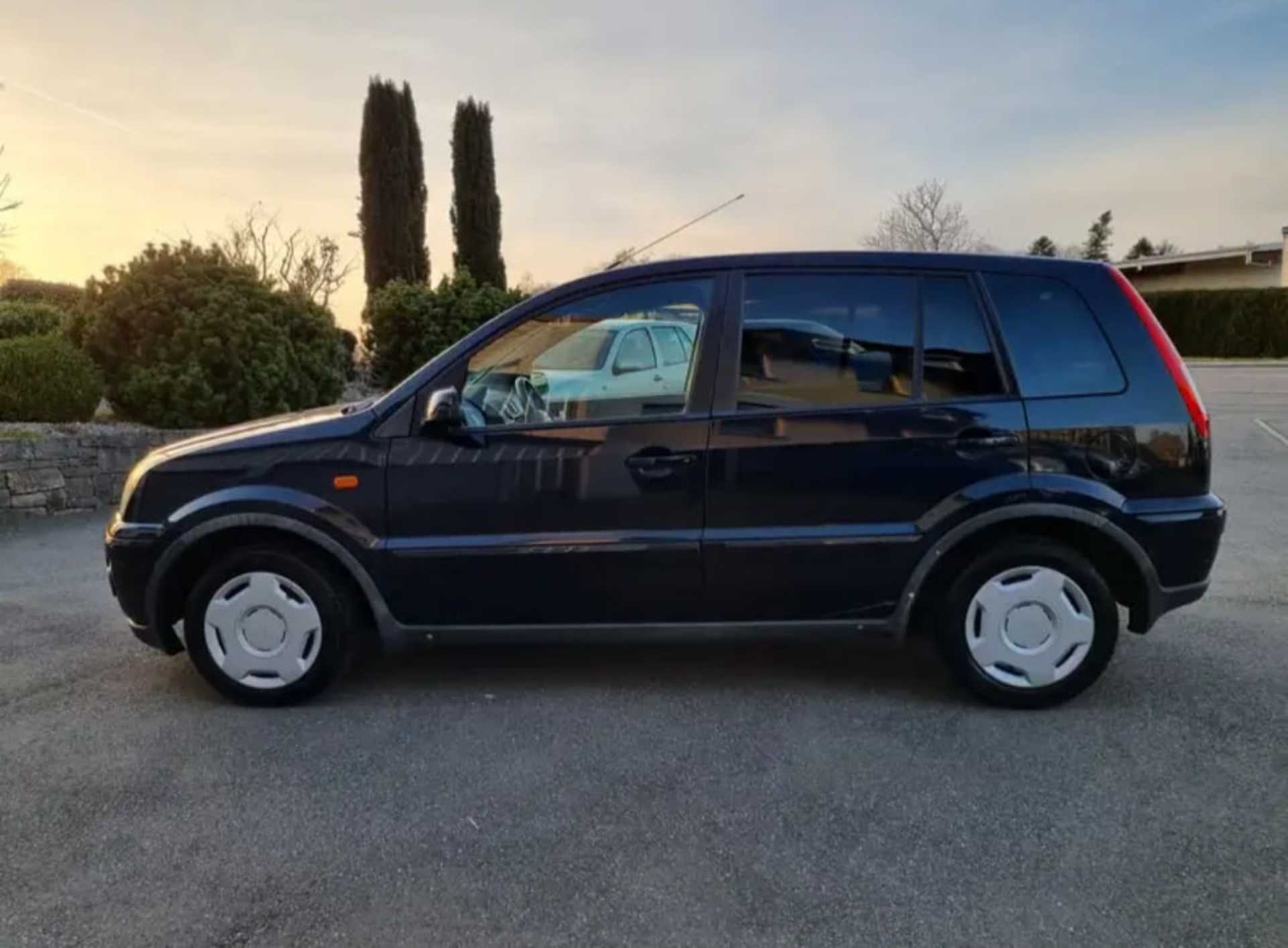 Ford Fusion 1.6 1Hand  - 9