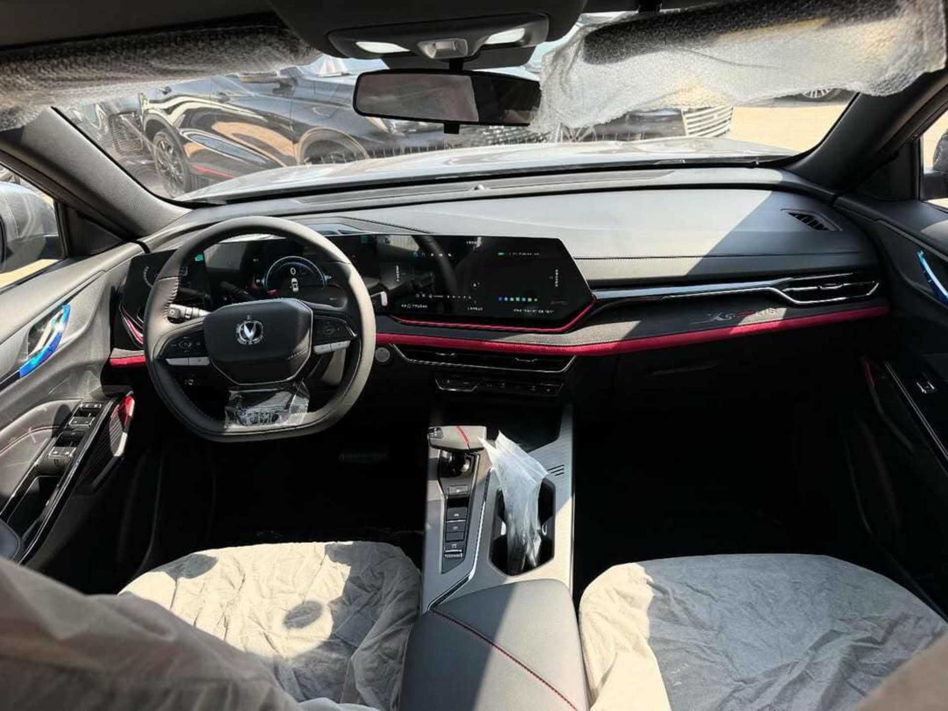 CHANGAN X5 Plus - 2