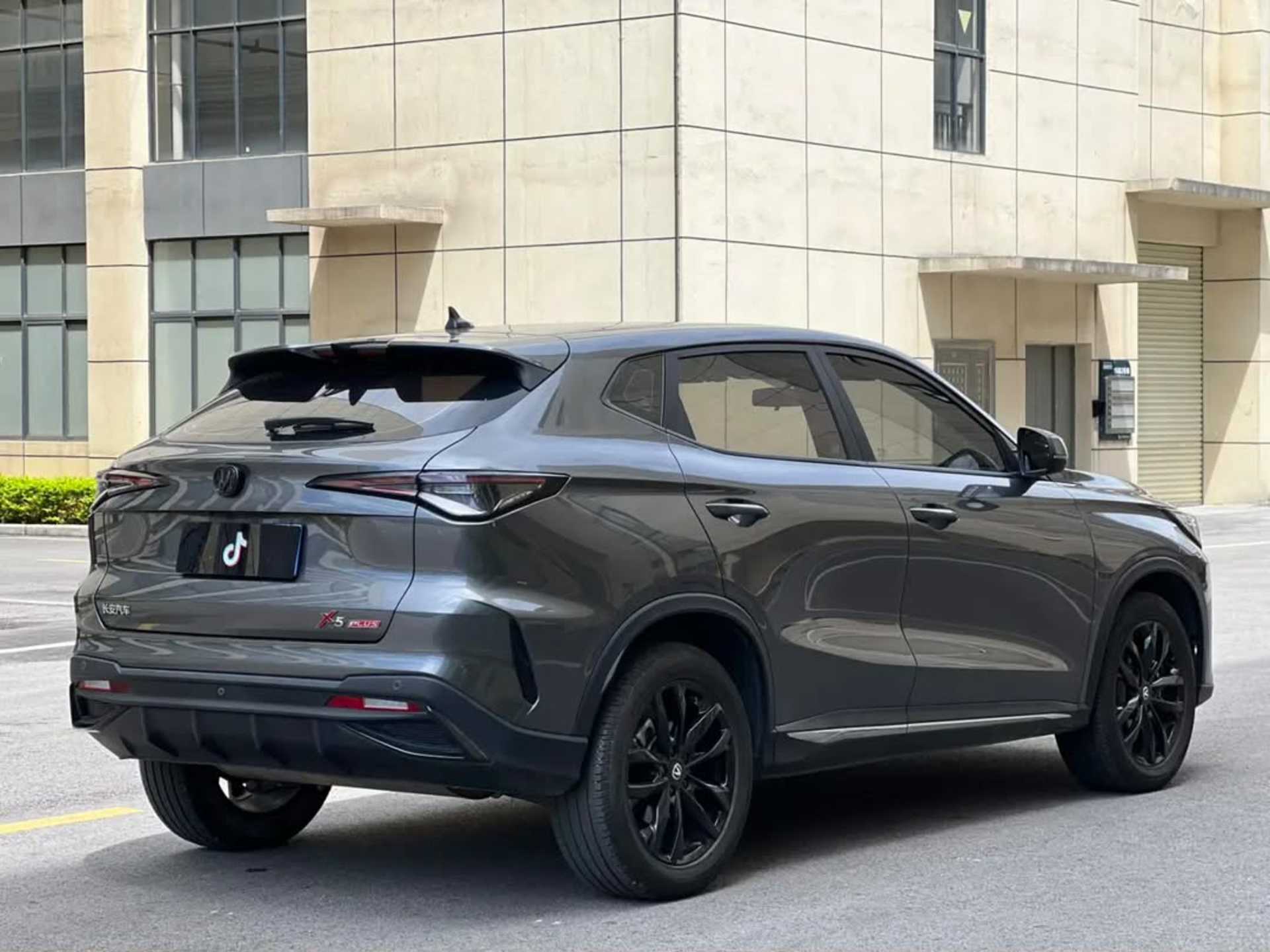 CHANGAN X5 Plus - 8