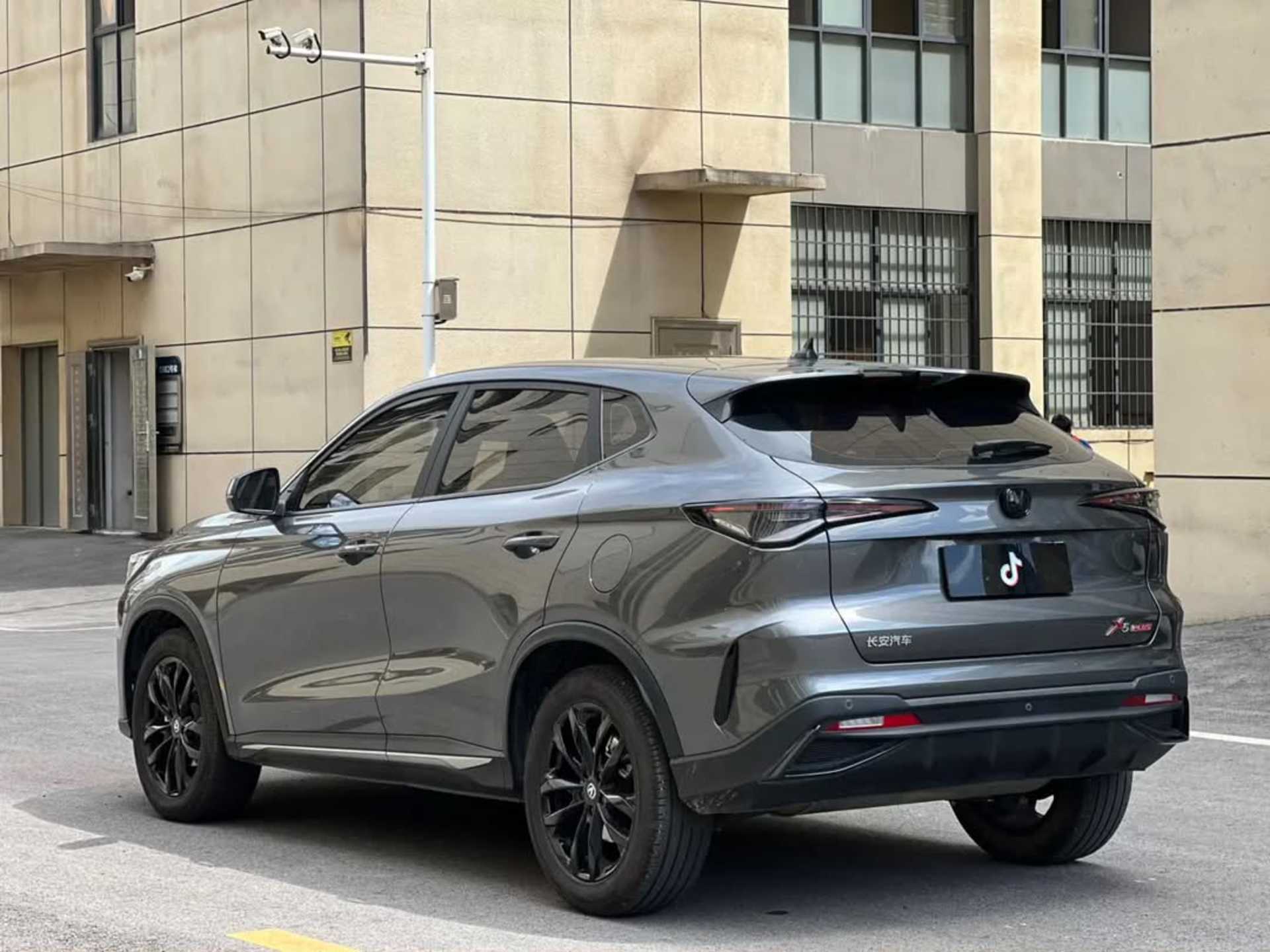 CHANGAN X5 Plus - 10