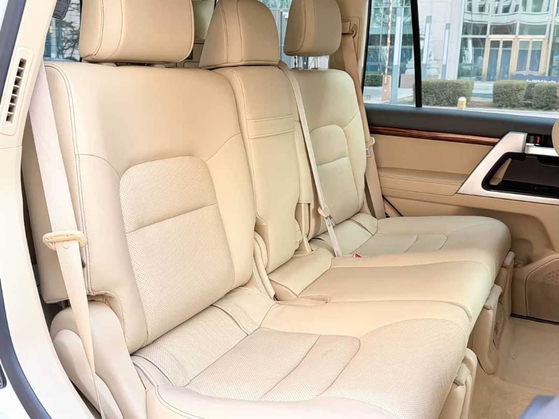 Toyota Land Cruiser Prado VX - 5