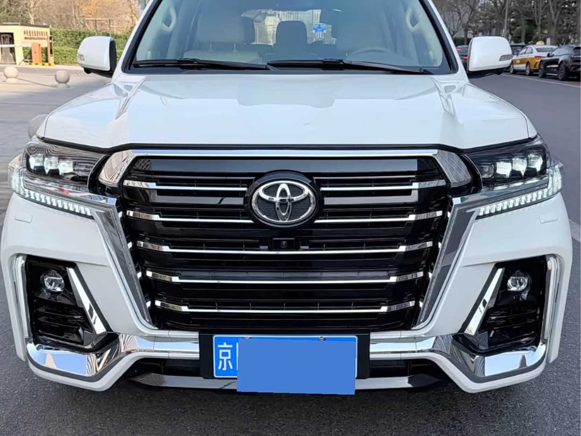 Toyota Land Cruiser Prado VX - 1