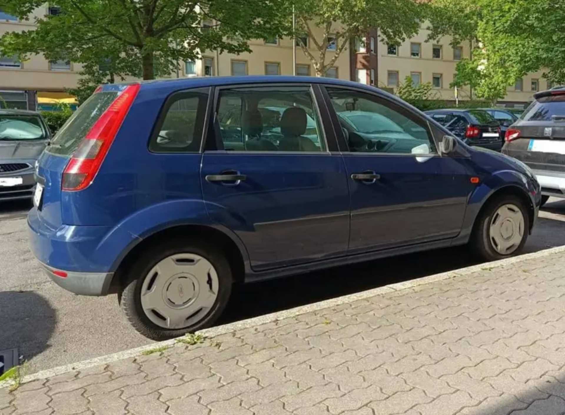 Ford Fiesta 5-Türer 1.3 - 1
