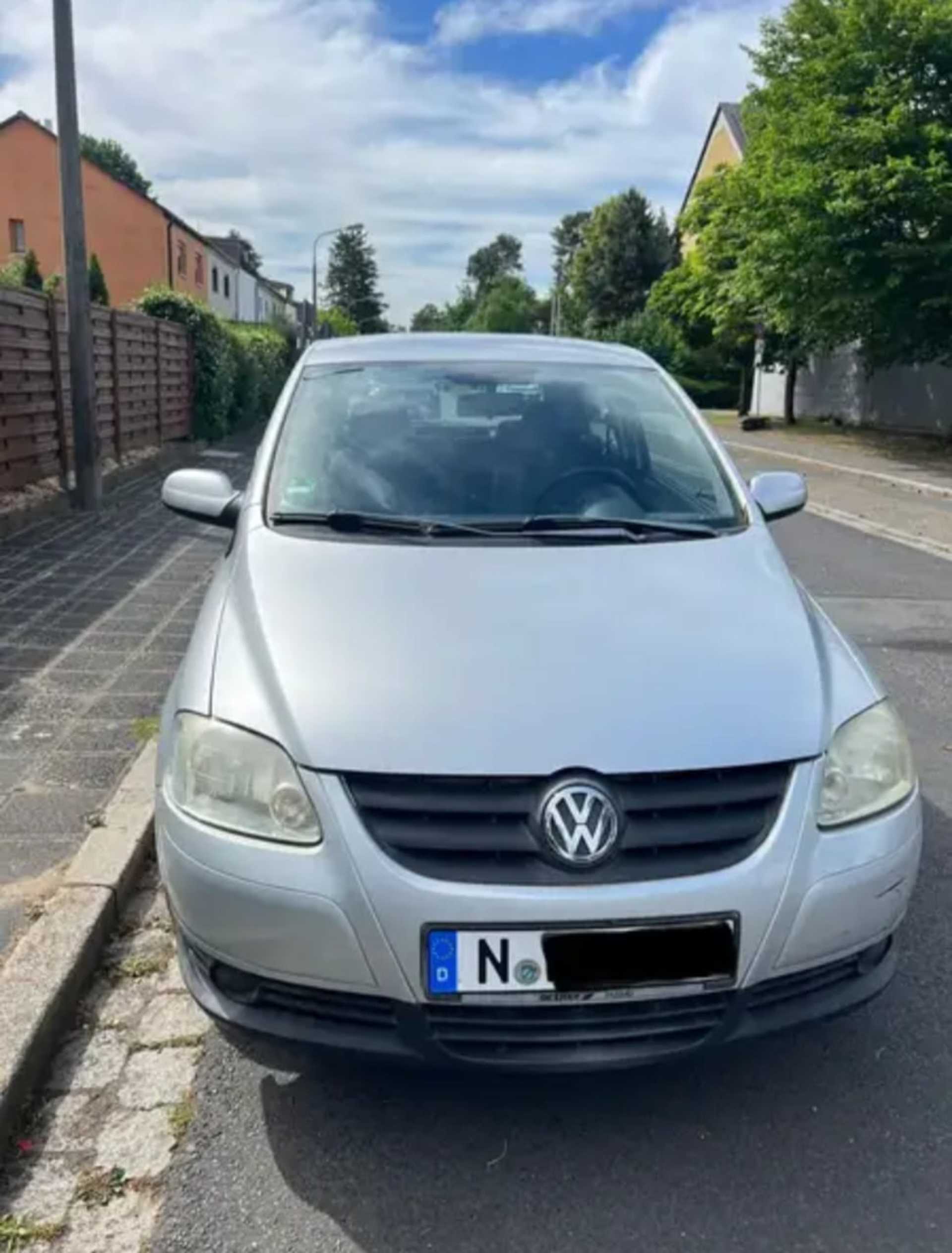 Volkswagen FOX - 1