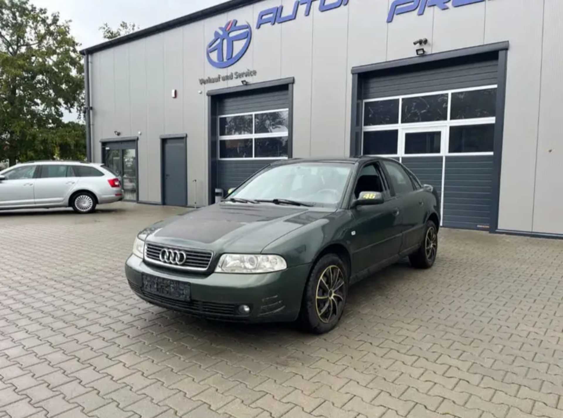 Audi A4 - 4