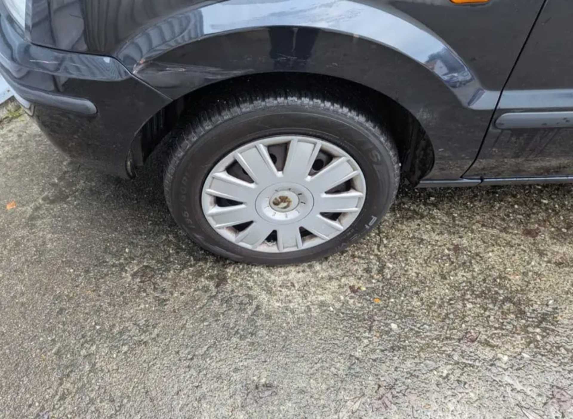Ford Fusion - 5