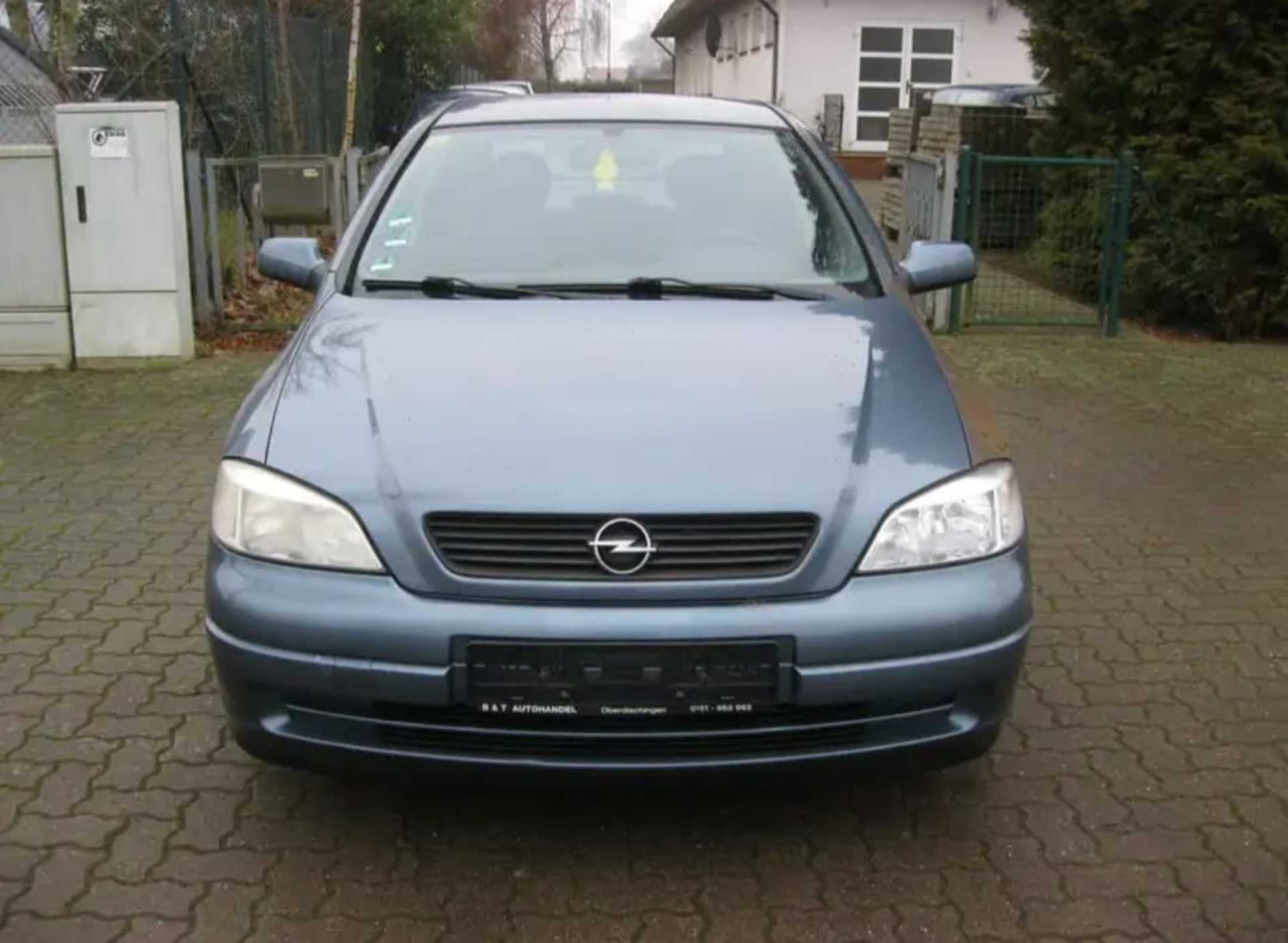 Opel Astra  1.2 Comfort - 1