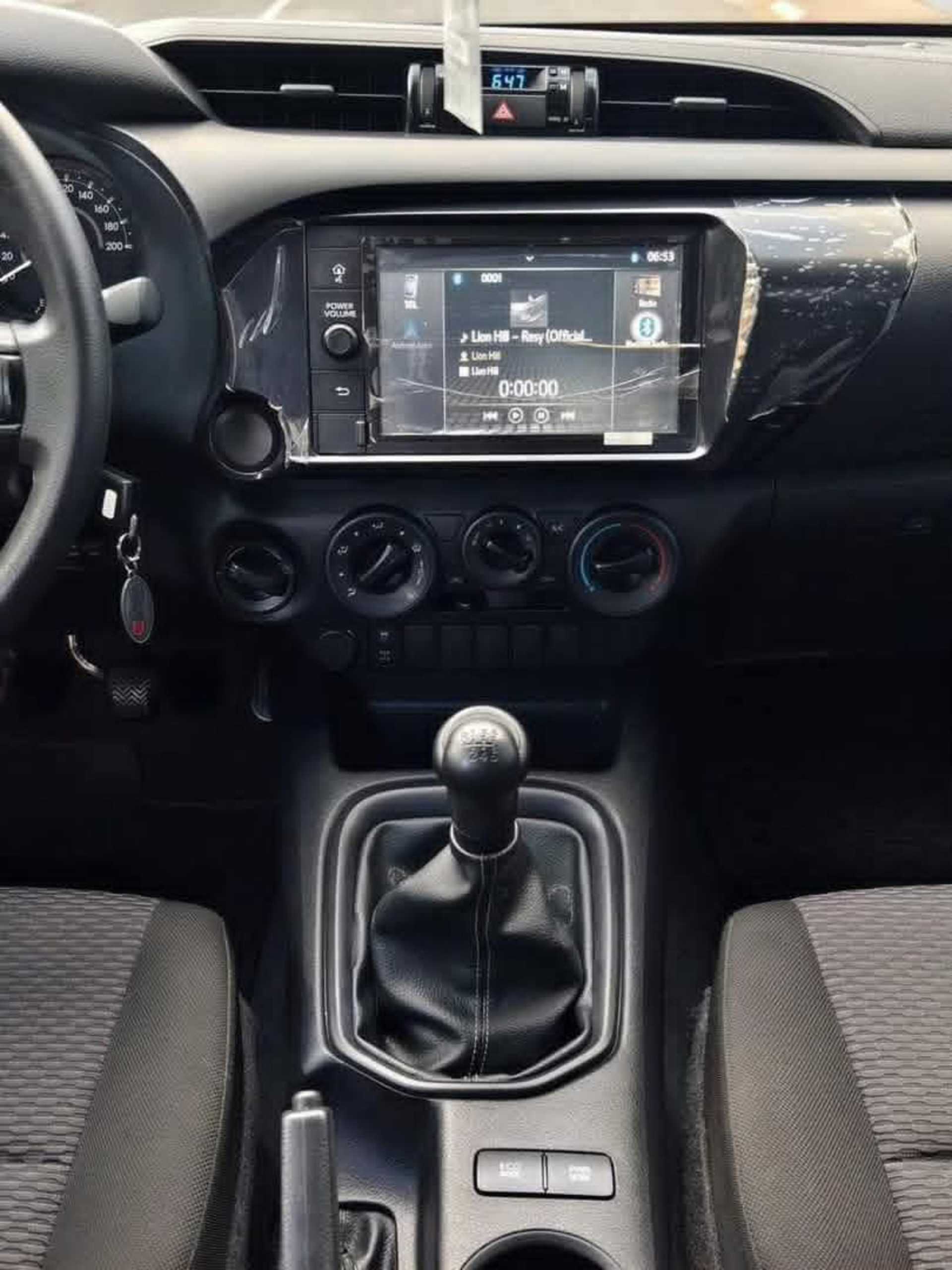 Toyota Hilux REVO D4D - 4
