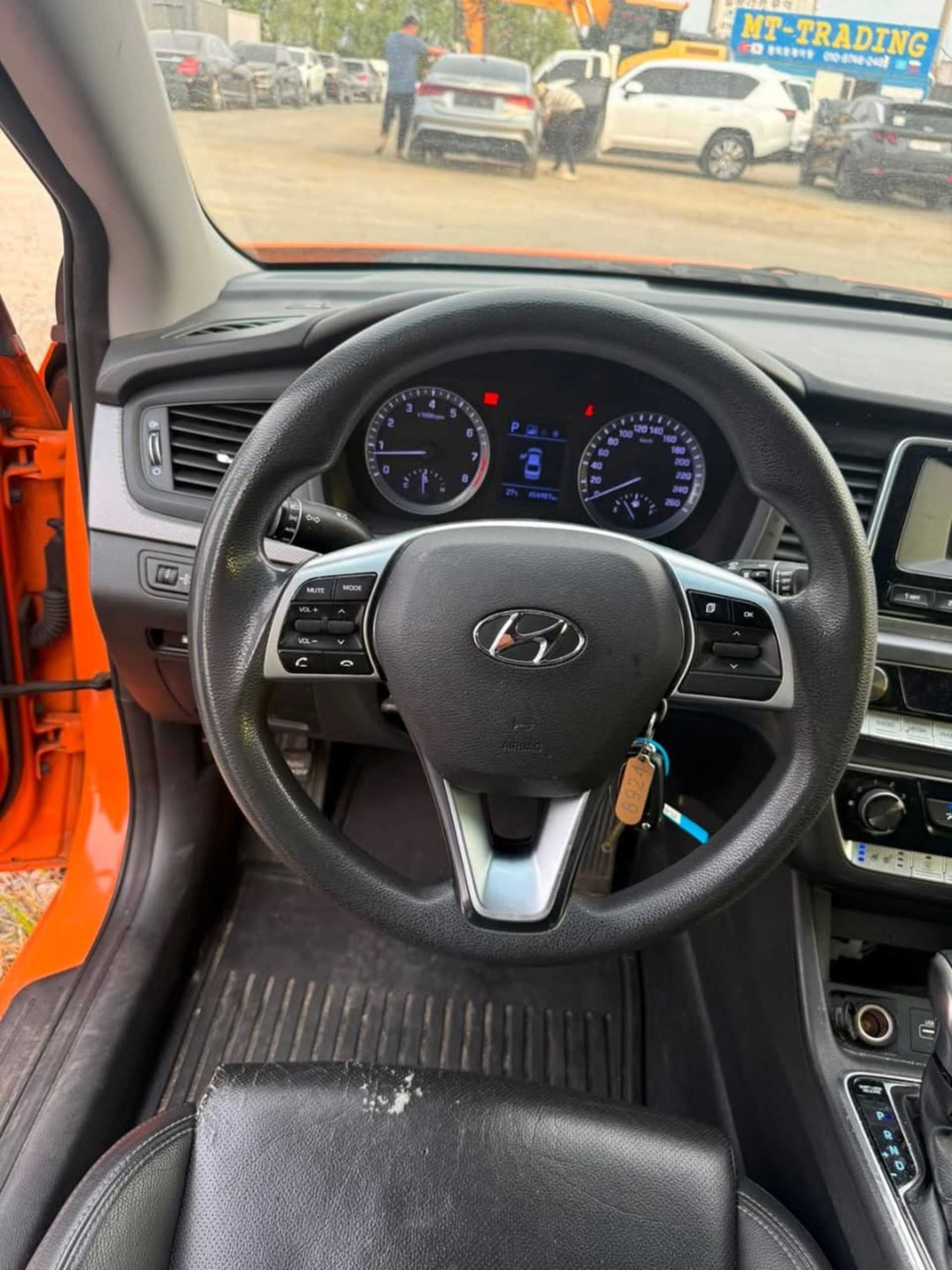 Hyundai Sonata - 2