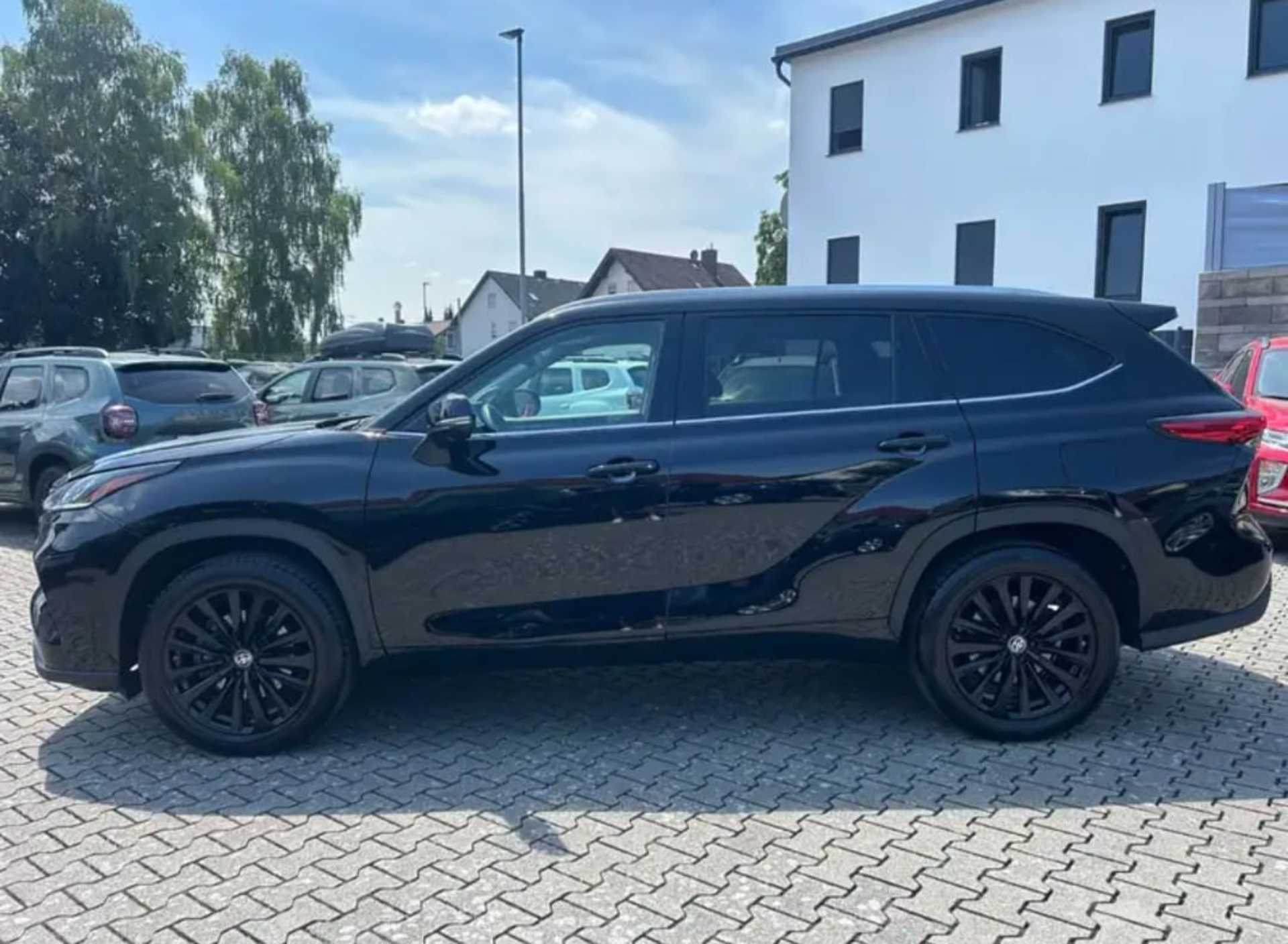 Toyota Highlander  Luxury AWD - 7