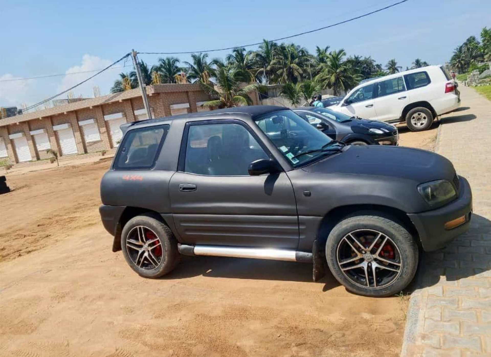 Toyota RAV4 - 3