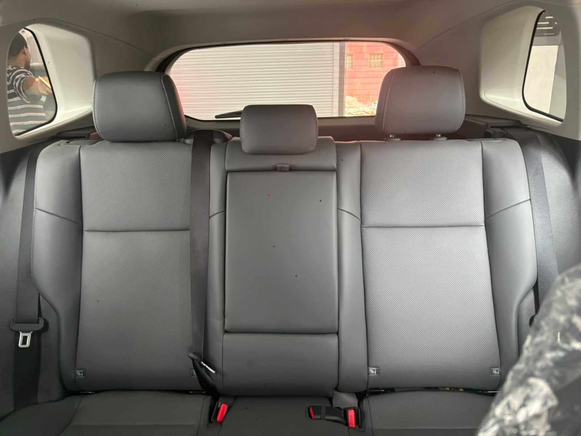 Toyota RAV4 - 3