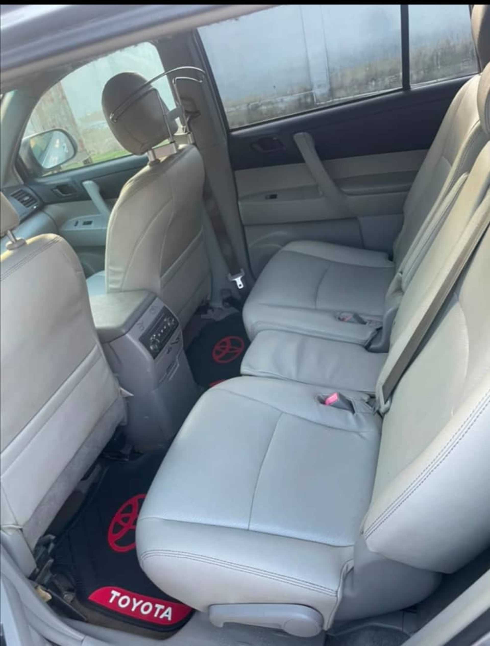 Toyota Highlander - 3