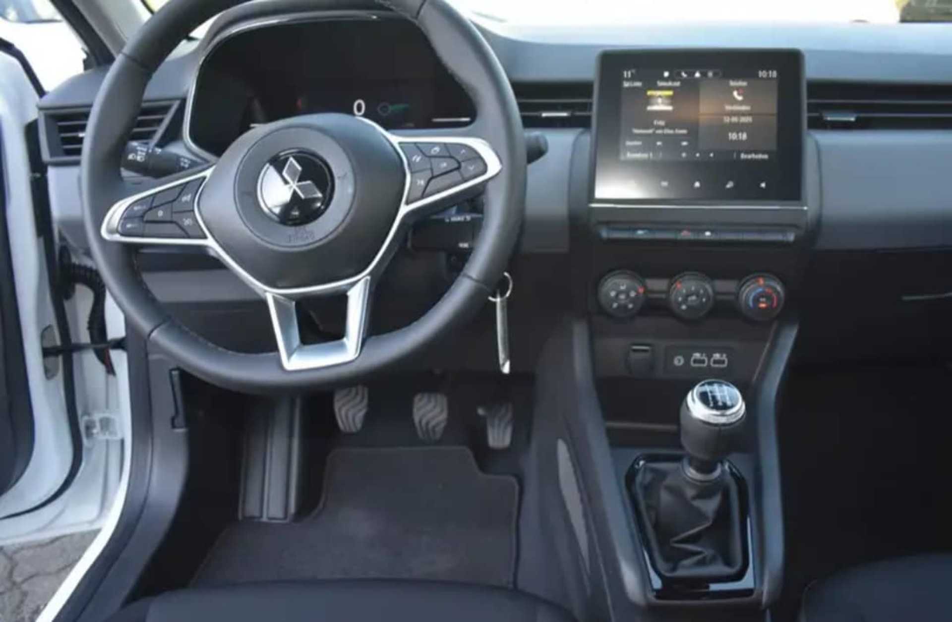 Mitsubishi Colt - 2