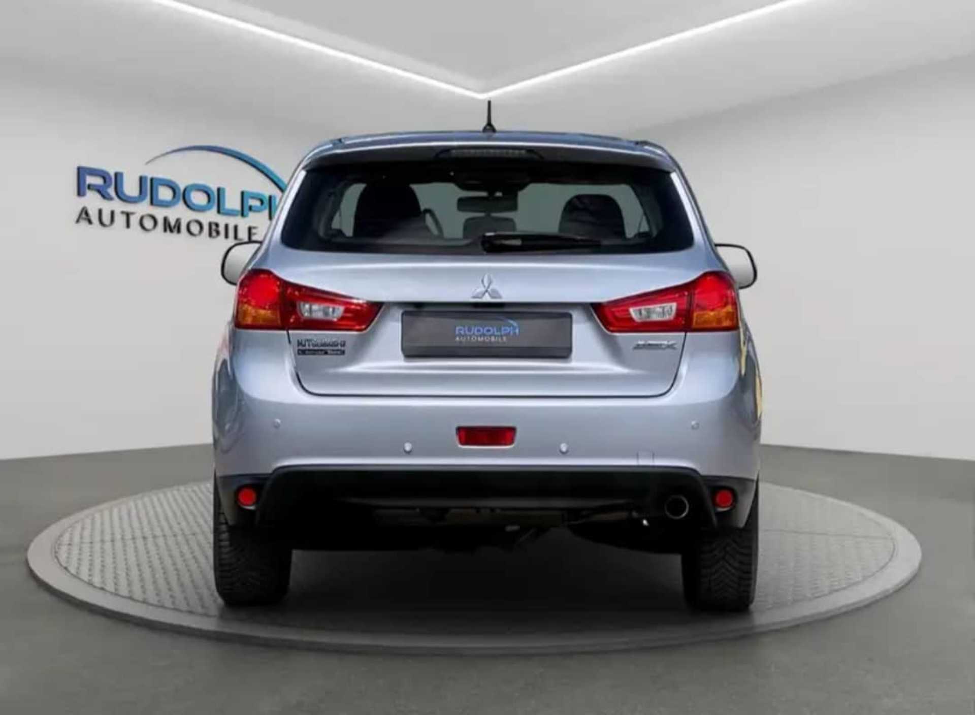Mitsubishi ASX - 9