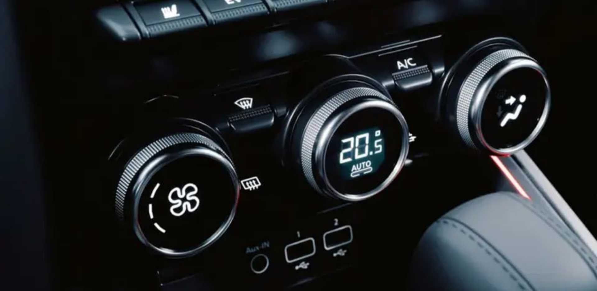 Mitsubishi Colt - 2