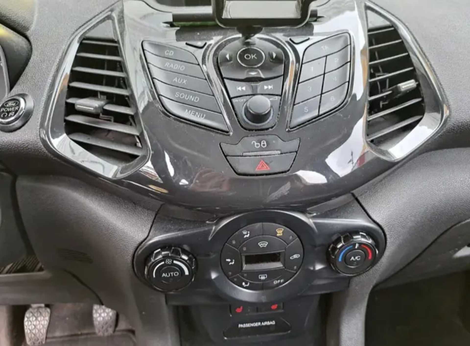 Ford Ecosport - 3