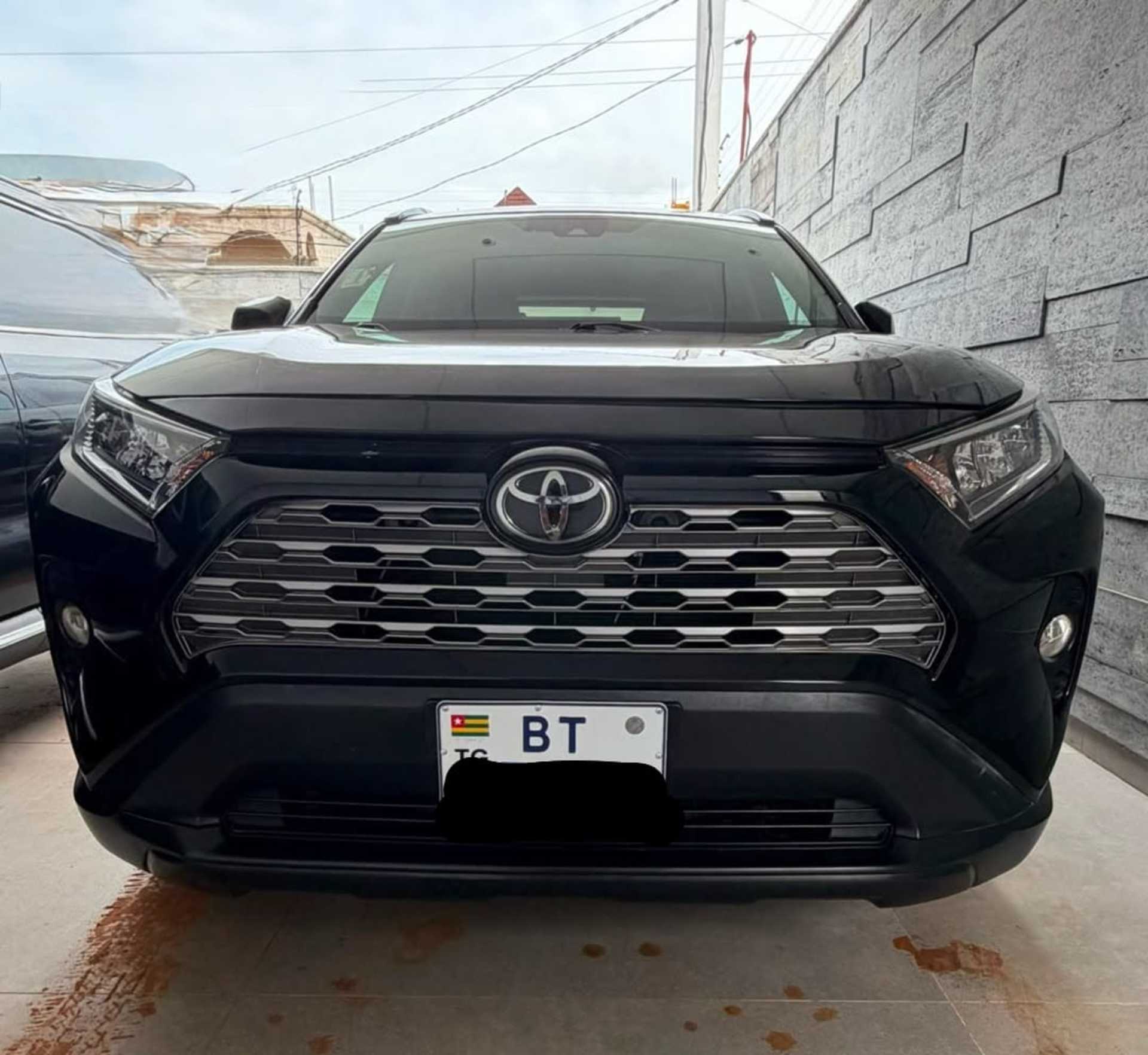 Toyota RAV4 - 5