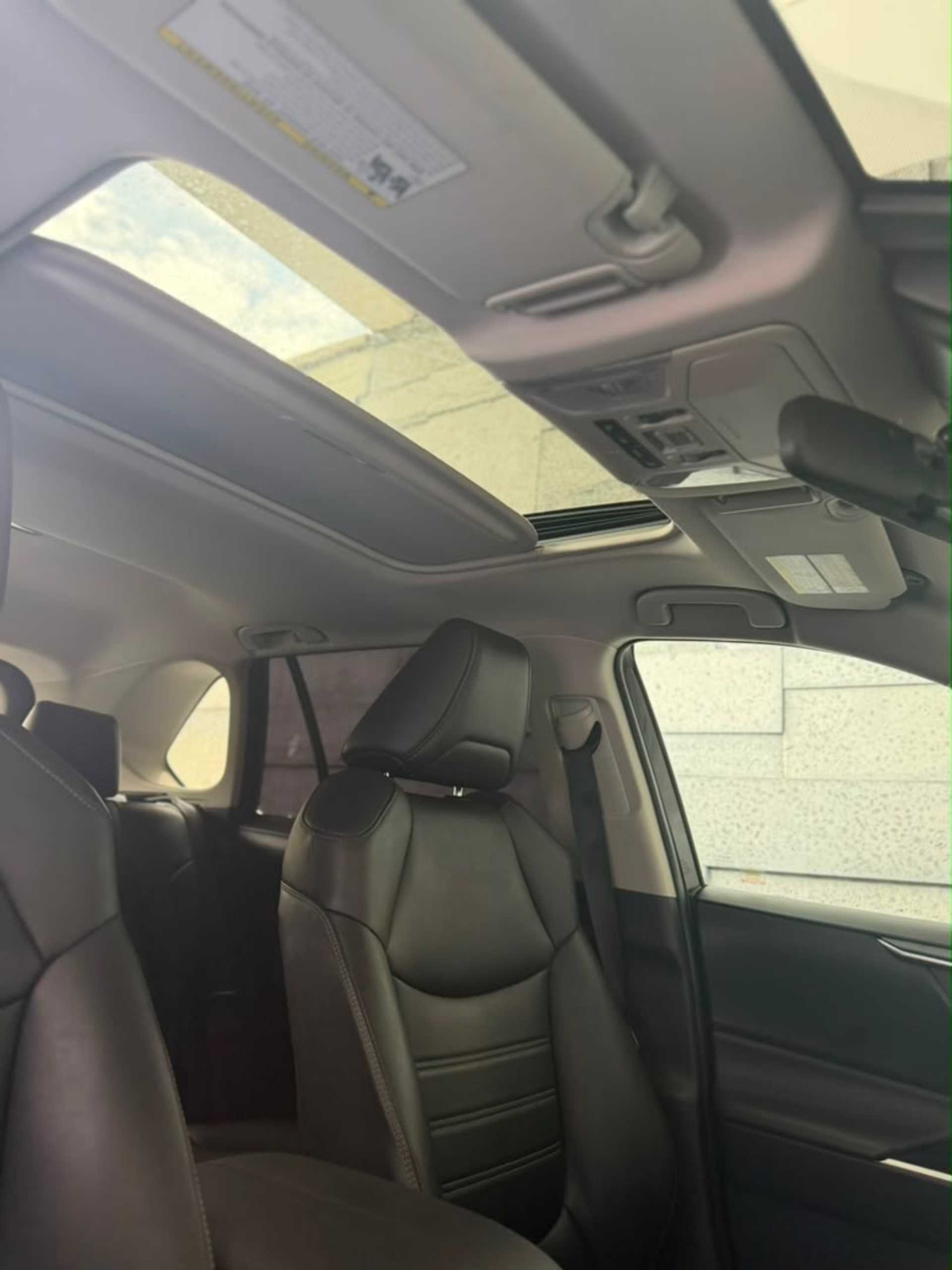 Toyota RAV4 - 3