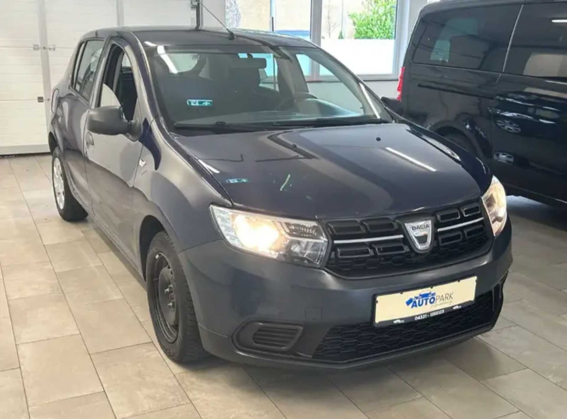 Dacia Sandero - 8