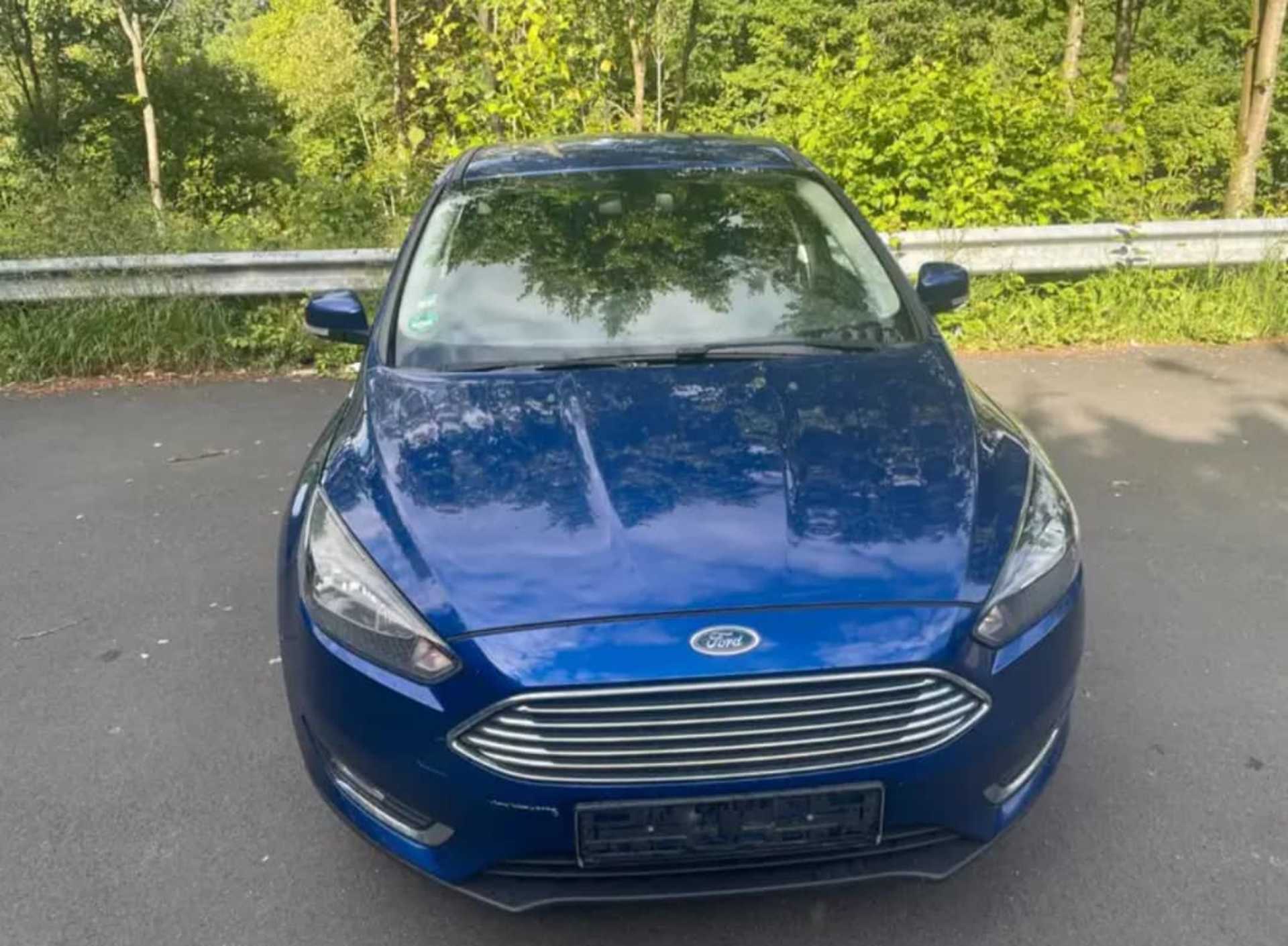 Ford Focus - 1