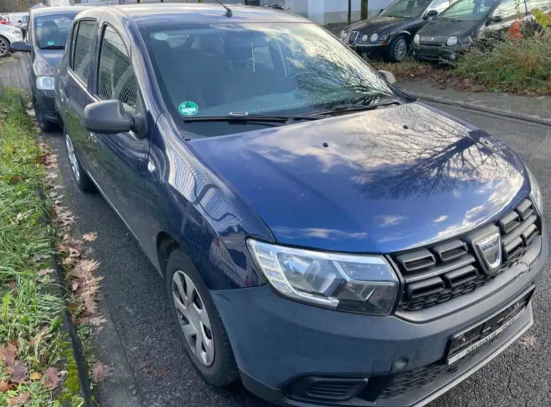 Dacia Sandero - 1