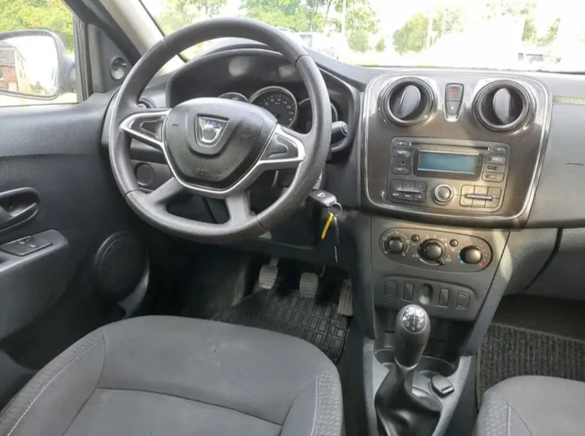 Dacia Sandero - 2