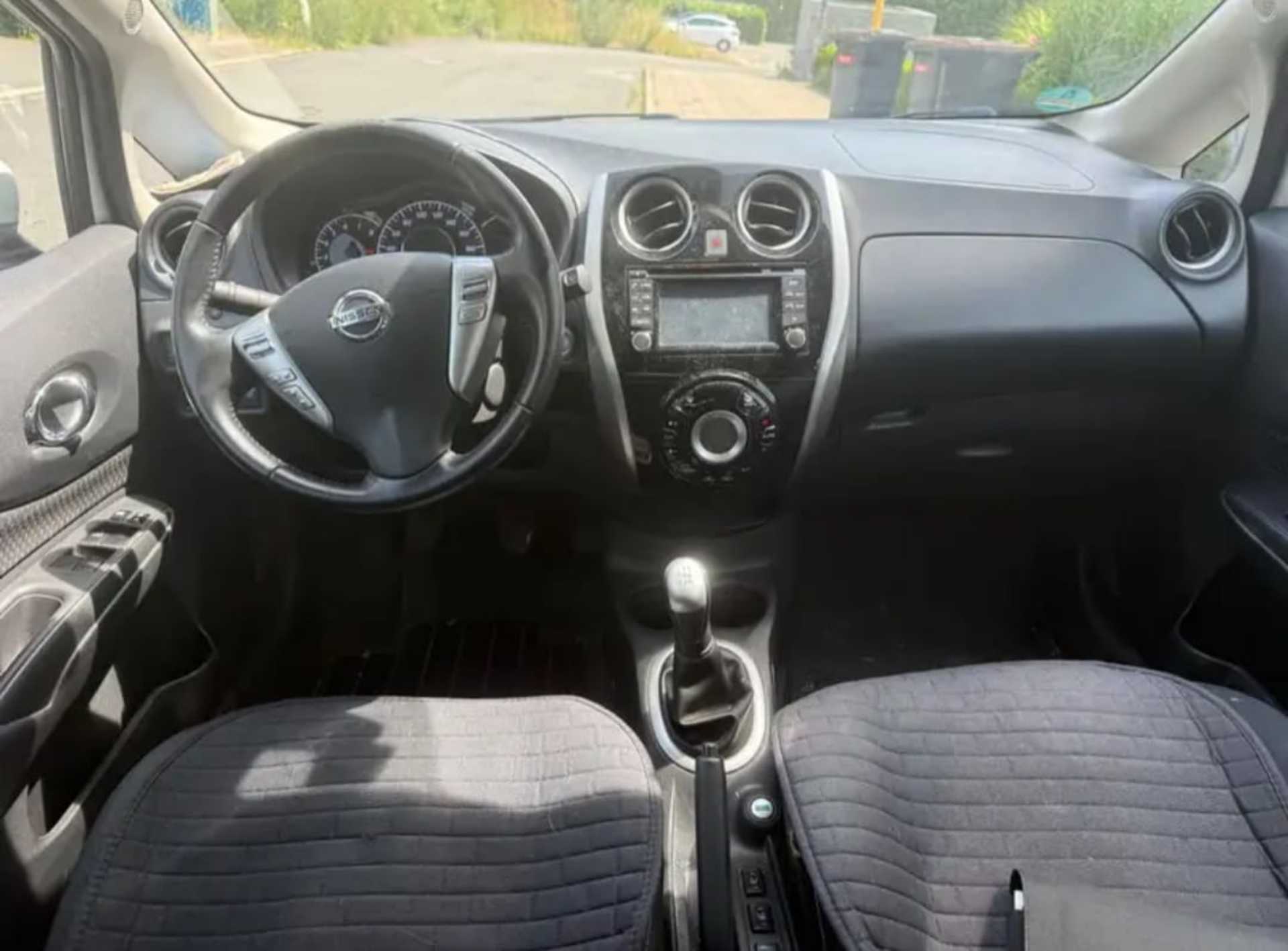 Nissan Versa Note - 2