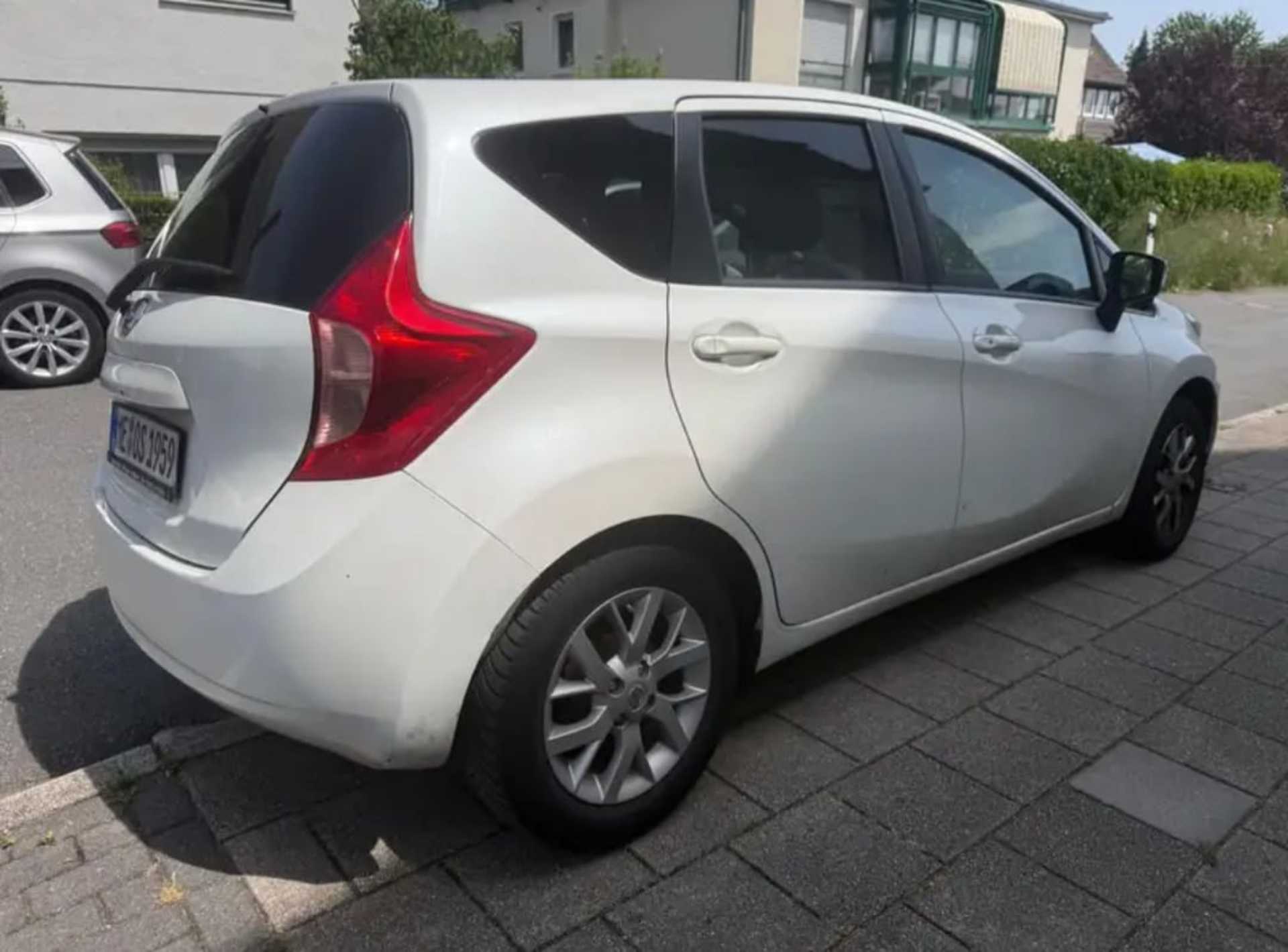 Nissan Versa Note - 8