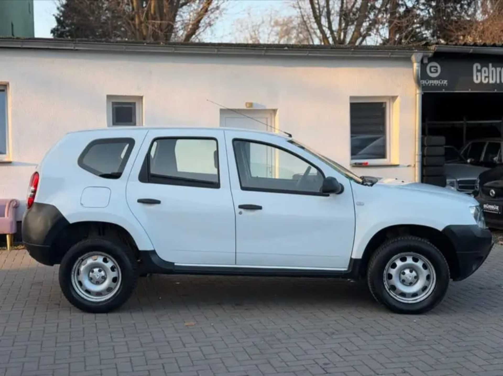 Dacia Duster 1.6 SCe - 6